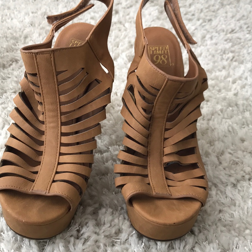 tan heels